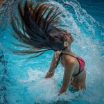 Quel impact la piscine a-t-elle sur la couleur des cheveux ?